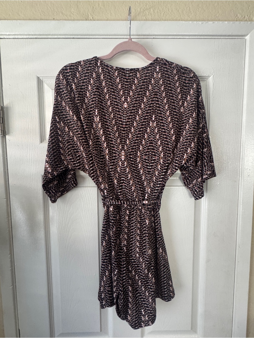 Veronica M geometric print shorts romper with tie waist, XS - Picture 8 of 8